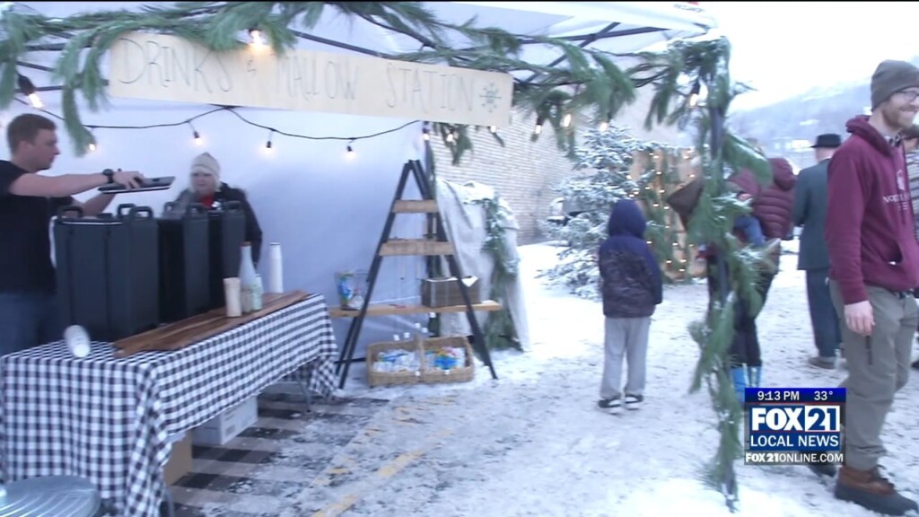 Enger Lofts Deck The Halls