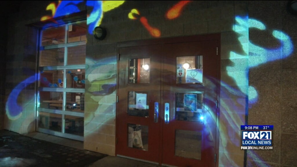 Untitledfriwnd Odf The Lake