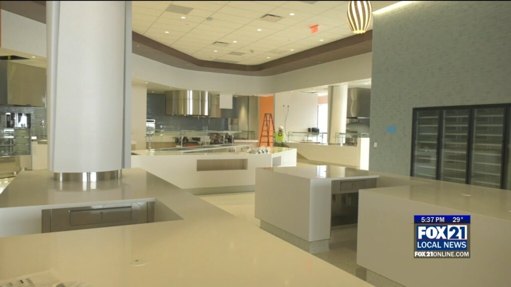 Essenta Nearly Complete