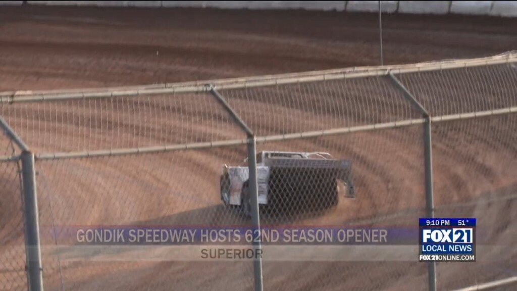 Godnik Opening Night