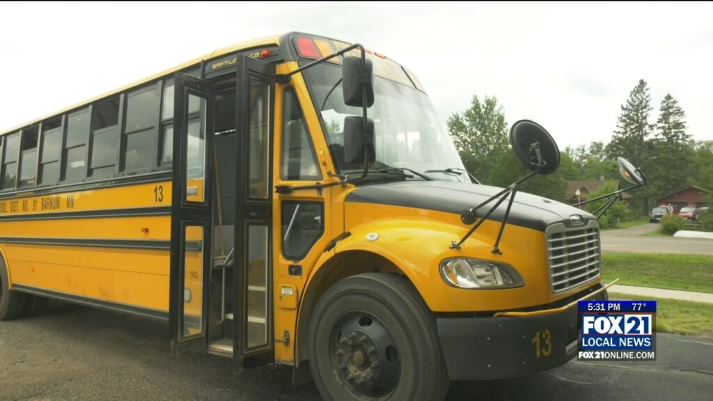 Kqds1 Fri Aug 18 17 00 Selection