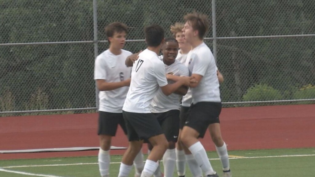 C E C Vs. Duluth East