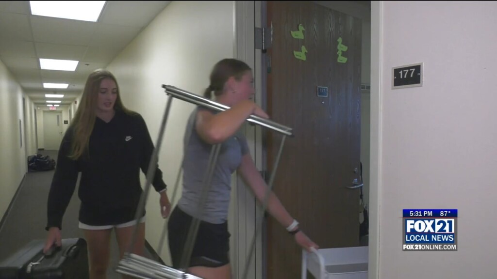 Scholastica Move In Day