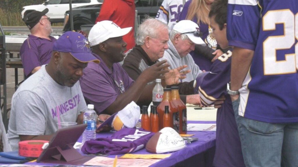 Vikings Alumni Meet And Greet