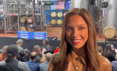 Maria At Earth Rider