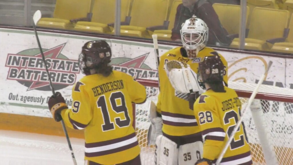 UMD women's hockey