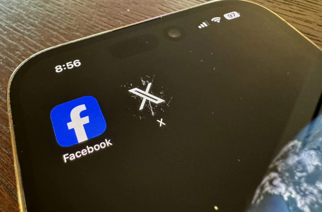 Supreme Court Social Media