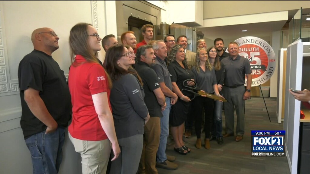 Kraus Anderson Ribbon Cutting