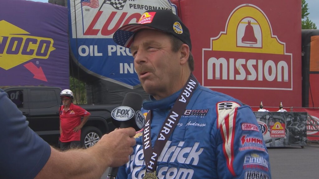 Anderson C Corner 816