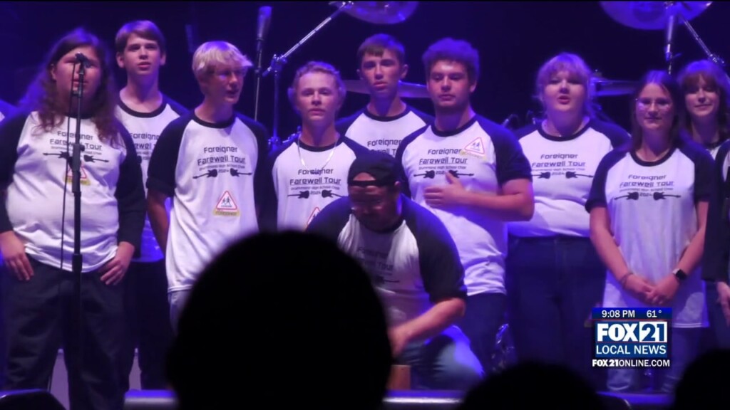 Choir With Foreigner