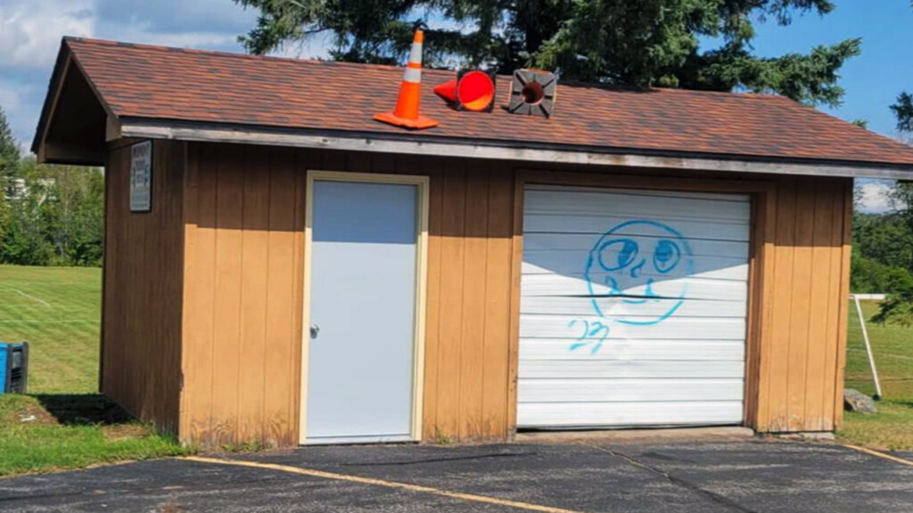 Soccershedvandalized