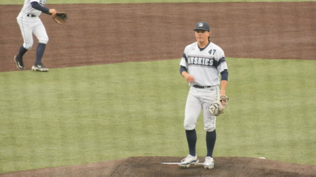 Duluth Huskies Web 0612