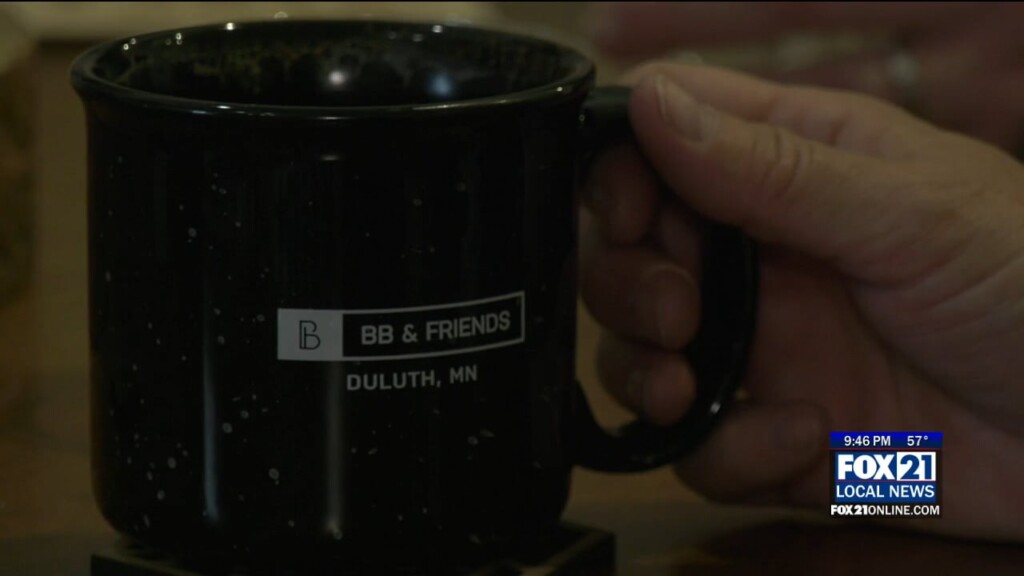 Kyn: Bailey Builds Crafts A Coffee Shop