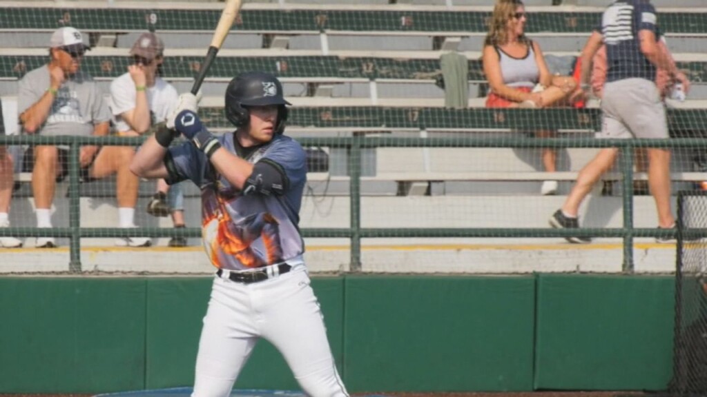 Ethan Cole Web 72225