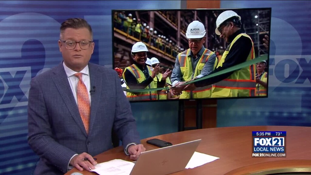 Gov. Walz Tours Mesabi Metallics Project