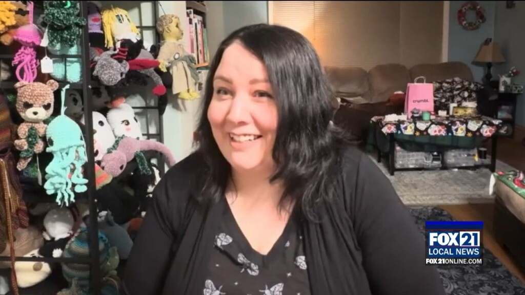 Knowing Your Neighbors