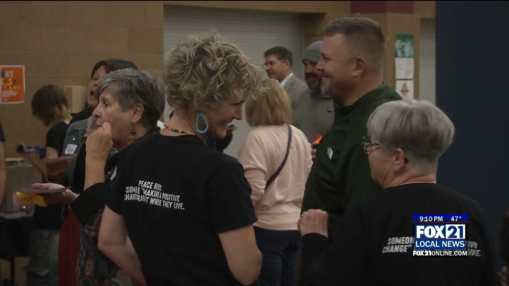 The Waging Peace Project Awards 2nd Annual "duluth Peace Hero Award"