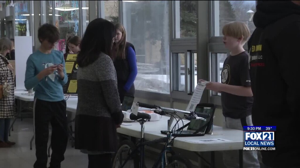 Marshall School Students Showcase Genius Hour Projects