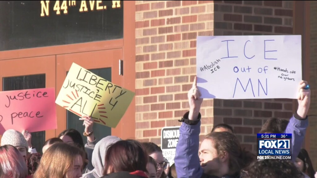 Denfeld High School Students Peacefully Protest Ice Escalations