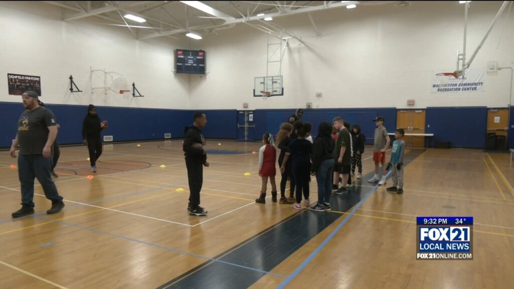 Minnesota Monsters Host Free Youth Football Clinic