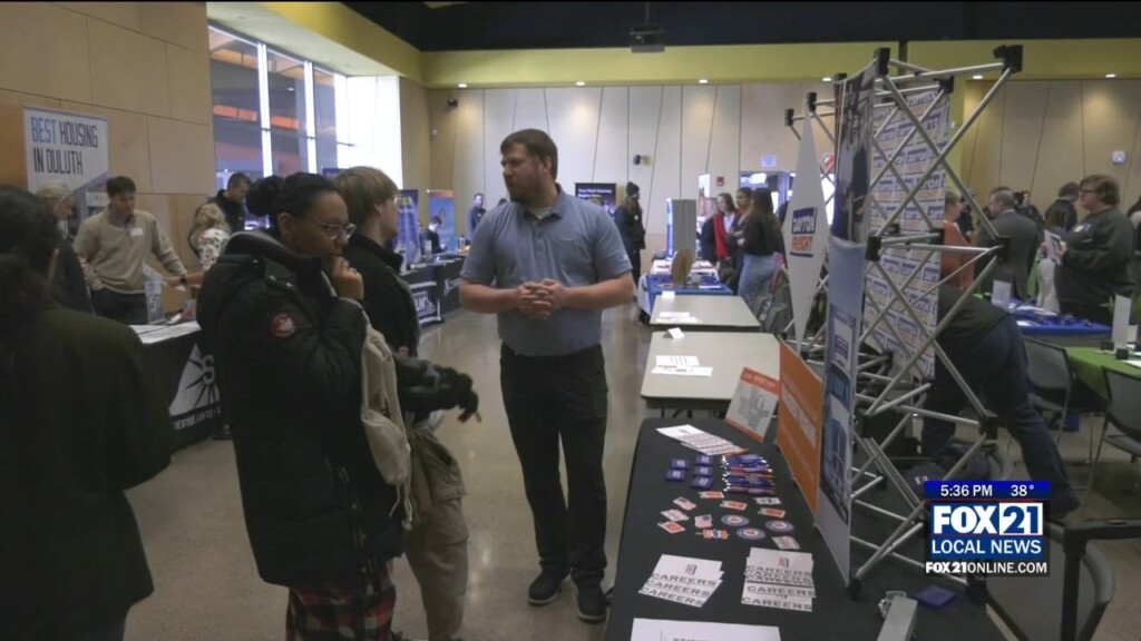 Uw Superior Hosts Spring Career Fair