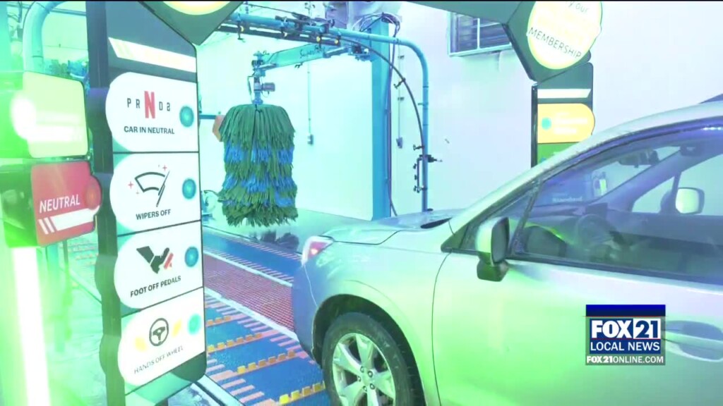 Tanner's Car Wash Celebrates Opening With Free Washes