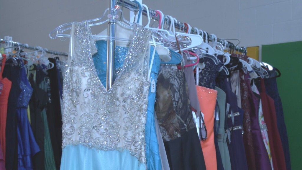 No Cost Prom Dress Event