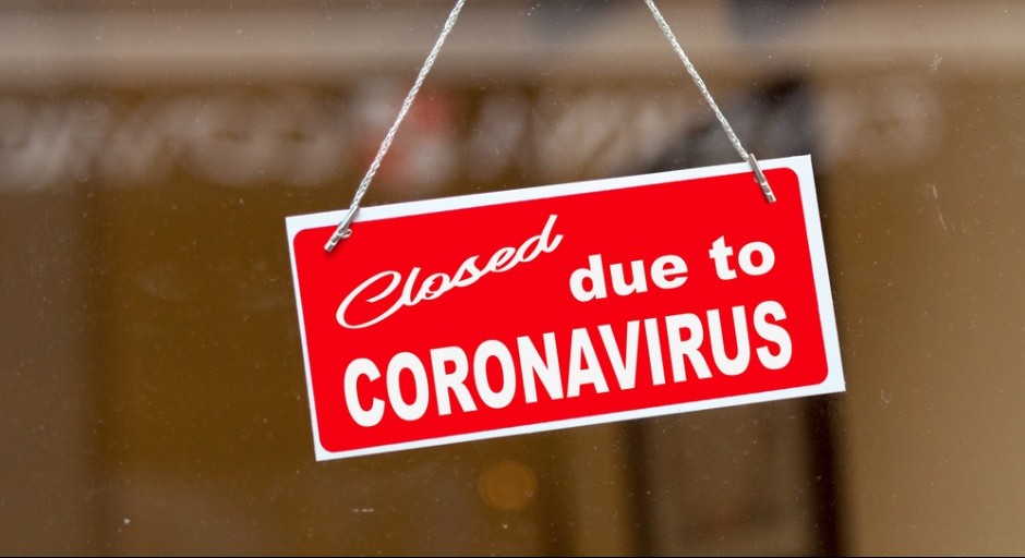 Closed Due To Coronavirus Picture Id1210927286