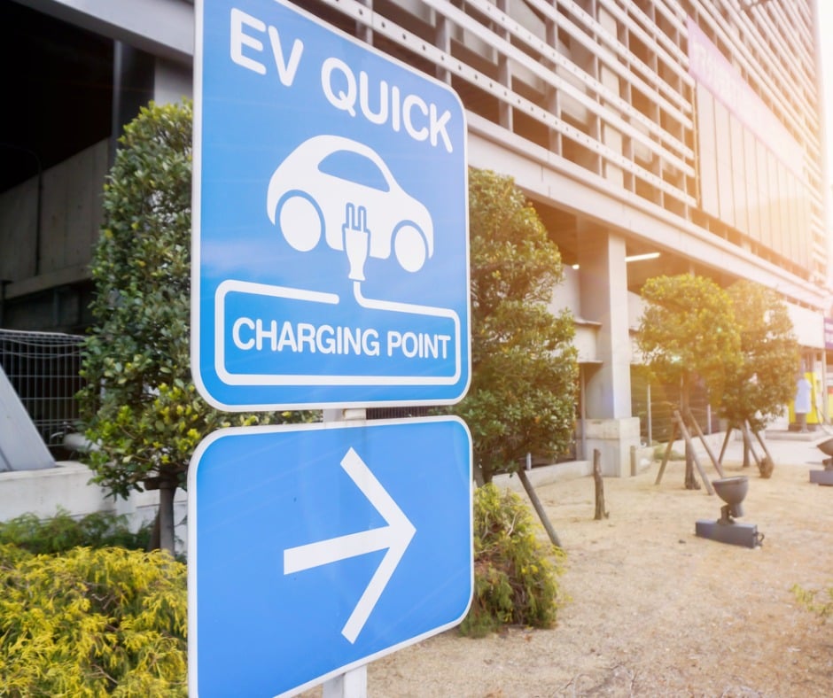 Closeup Sign And Symbol Of Electric Car Charging Point With Arrow On Picture Id1140705103