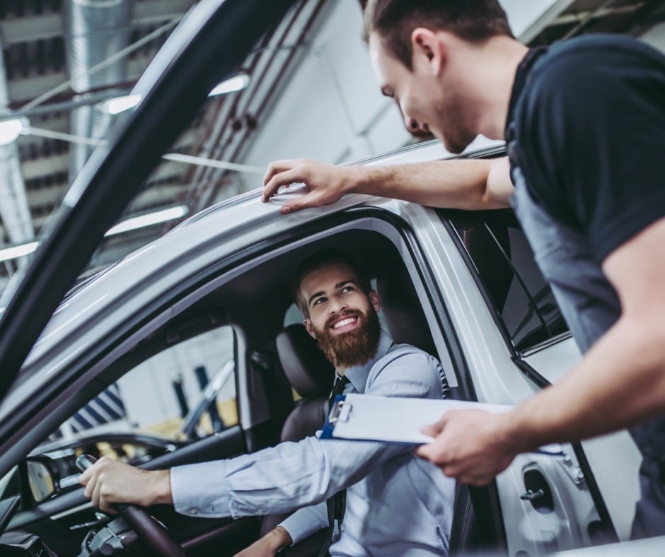 Handsome Auto Service Mechanics Picture Id898487350