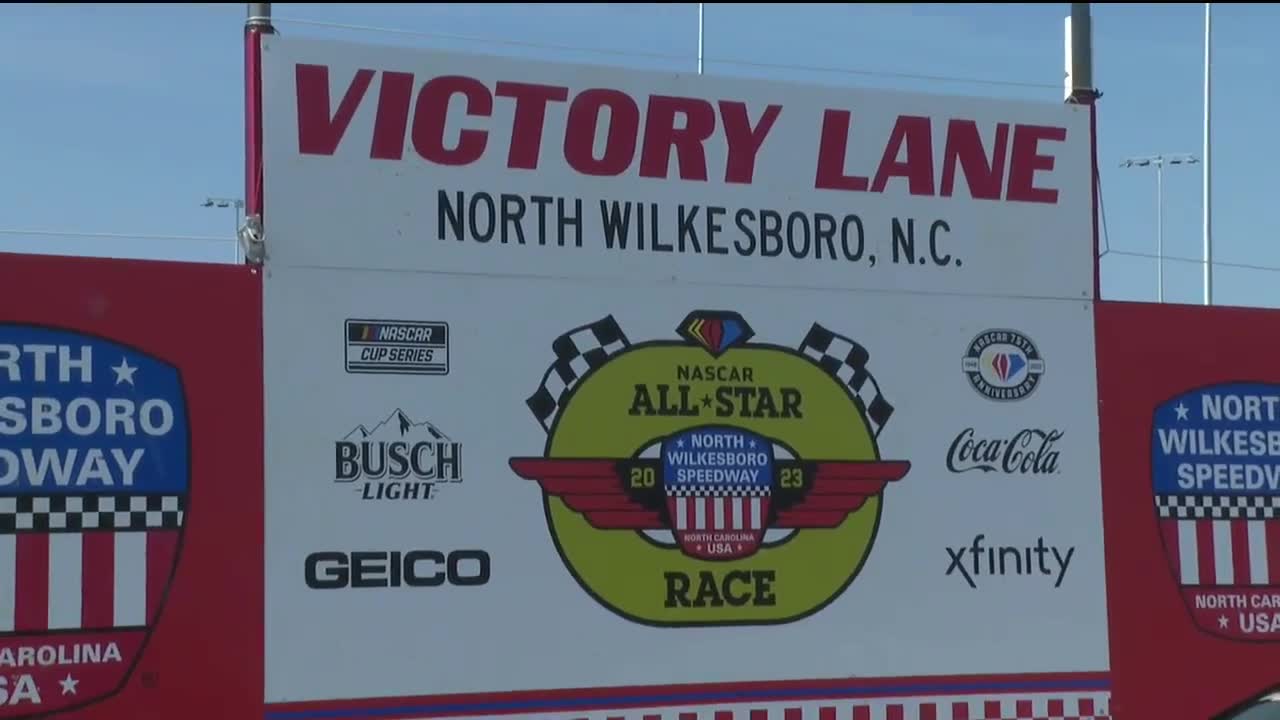 North Wilkesboro Speedway Back Race Fans Bahakel Entertainment