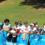 Fans See Players Coming To Sign Autographs