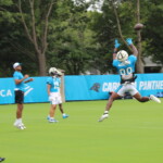 Marshall Jr Goes For Catch