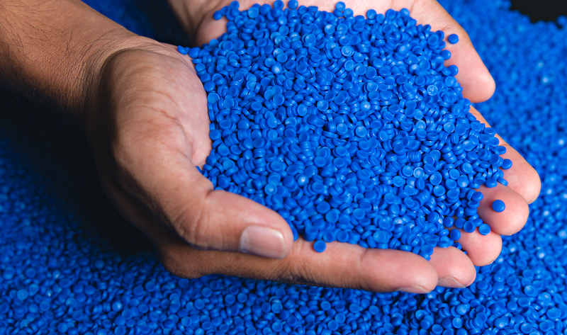 Blue Plastic Grain, Plastic Polymer Granules,hand Hold Polymer Pellets, Raw Materials For Making Water Pipes, Plastics From Petrochemicals And Compound Extrusion, Resin From Plant Polyethylene.