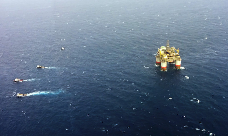 Towing Oil Rig Offshore Louisiana