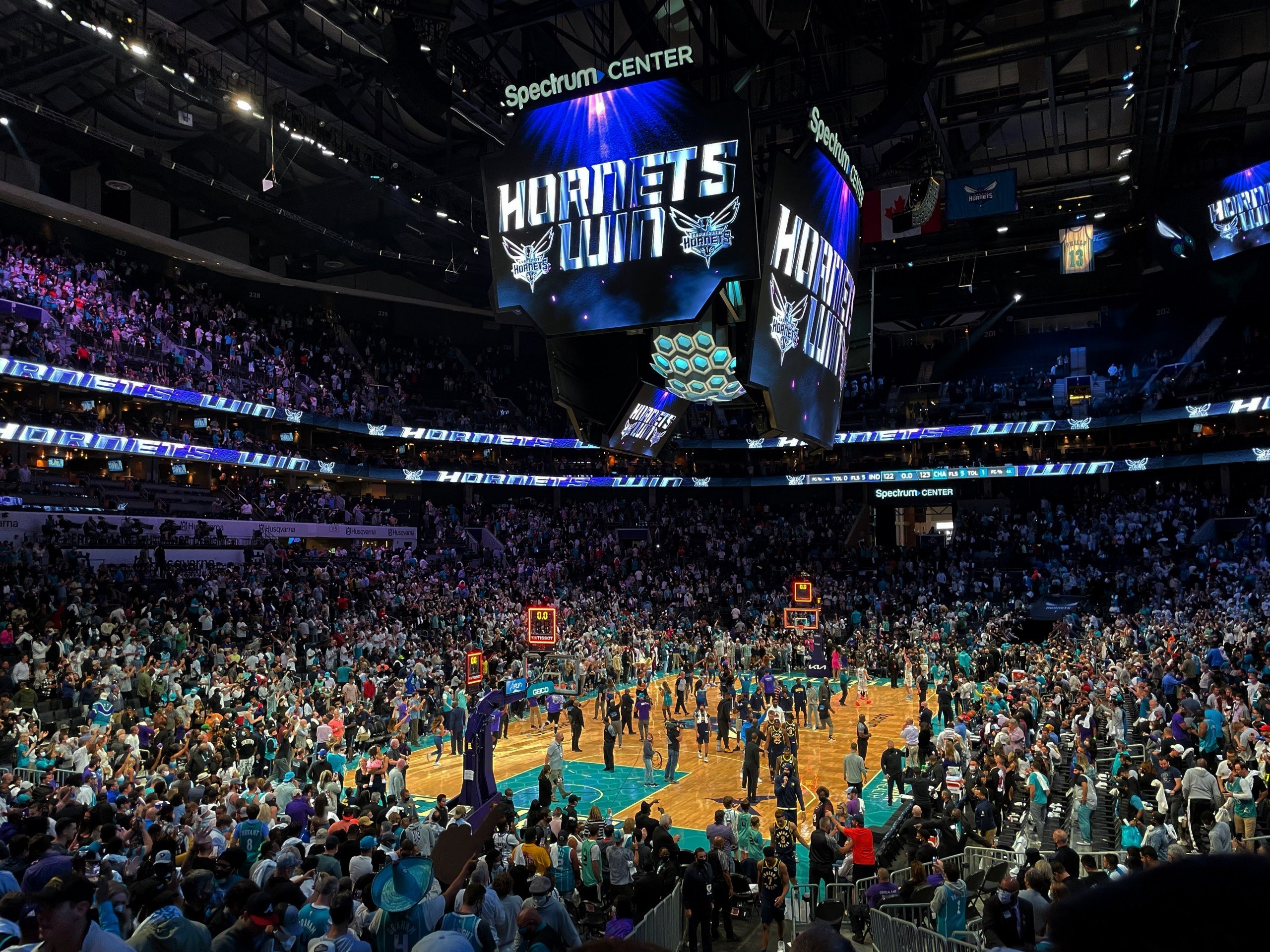 Charlotte Hornets home to get a new name: Spectrum Center