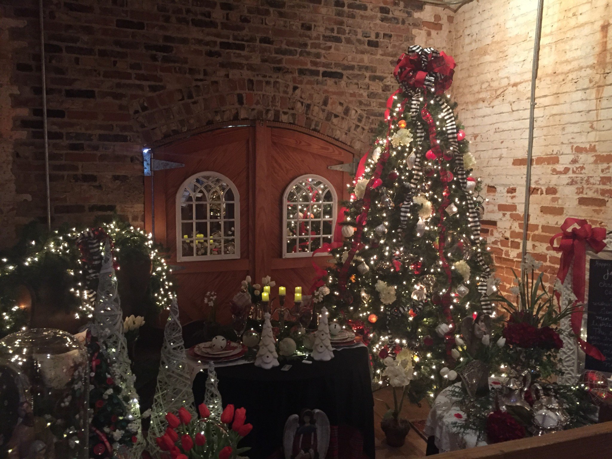 Old 96 District's Hidden Gems Shine During the Holidays - Charlotte