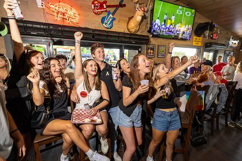women's sports bar