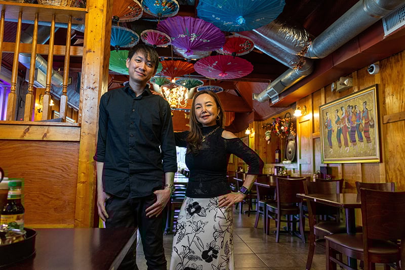 Charlotte, Nc,, April 7 2025 Thai Taste On East Blvd. Chiengthong Kongkham With Her Son, Roger Pad Thai Red Curry Mango Sticky Rice Spring Rolls And Dumplings Photographed By Peter Taylor In Charlotte, Nc, April 7, 2025