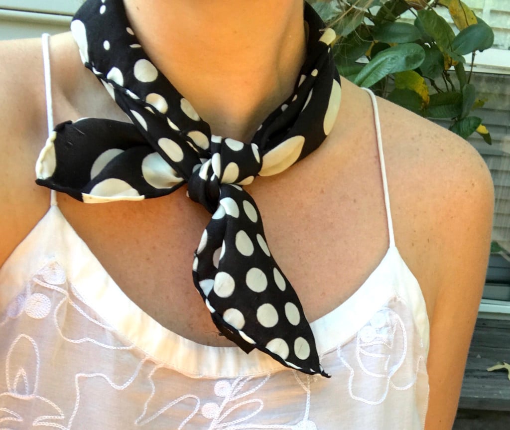 Scarf #Tying ~ #fashion #style viz @Polarbelle