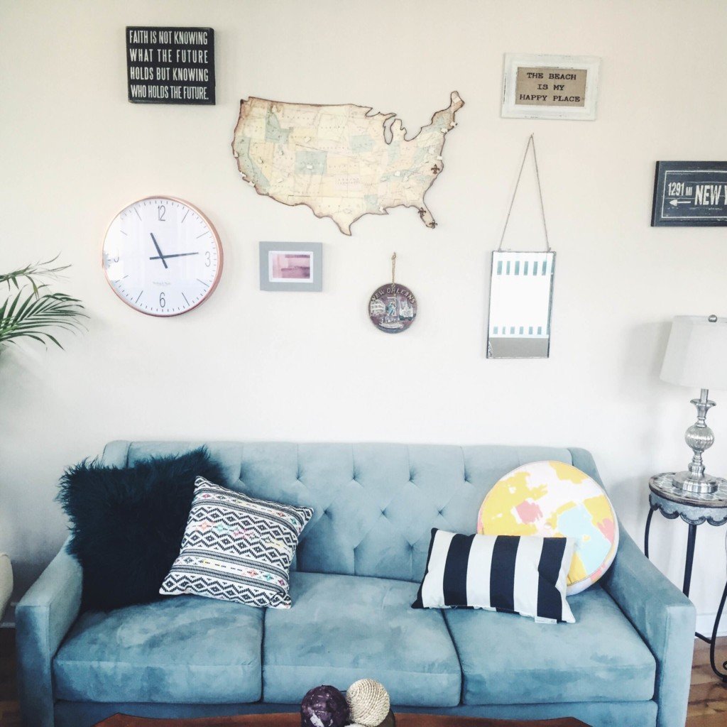 Pillows for teal outlet couch