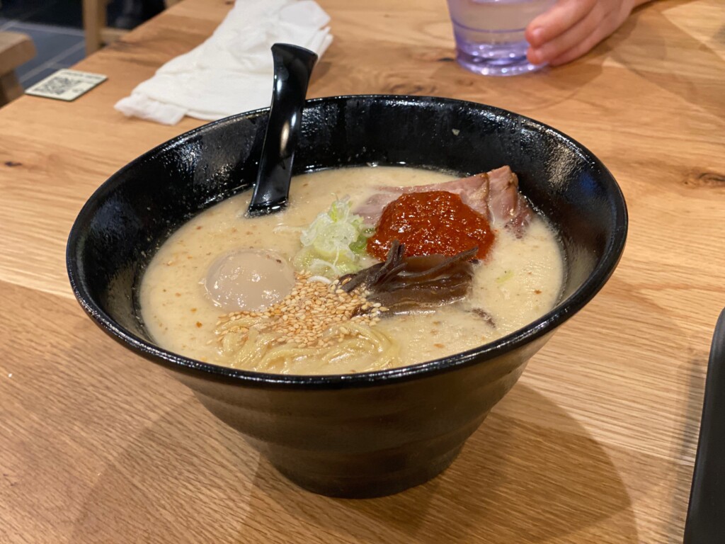 I daruma - MAMA-YA Ramen