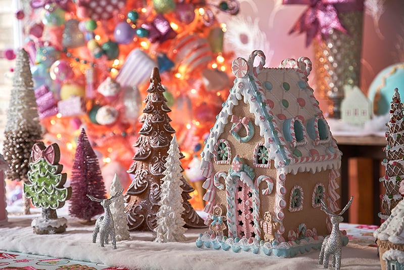 holiday decorating 2024