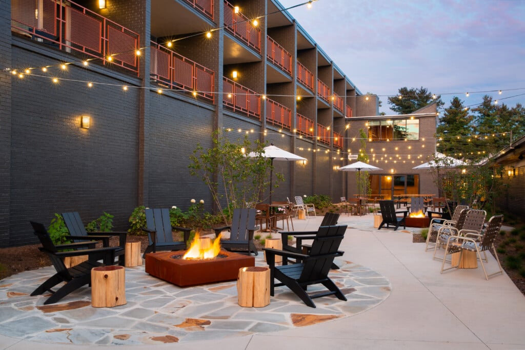 Rhodes Motor Lodge Web 6 Credit Taylor Mcdonald Photography
