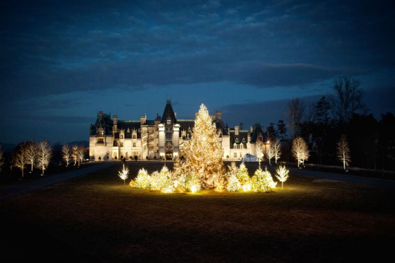 Christmasnightfacade2 800