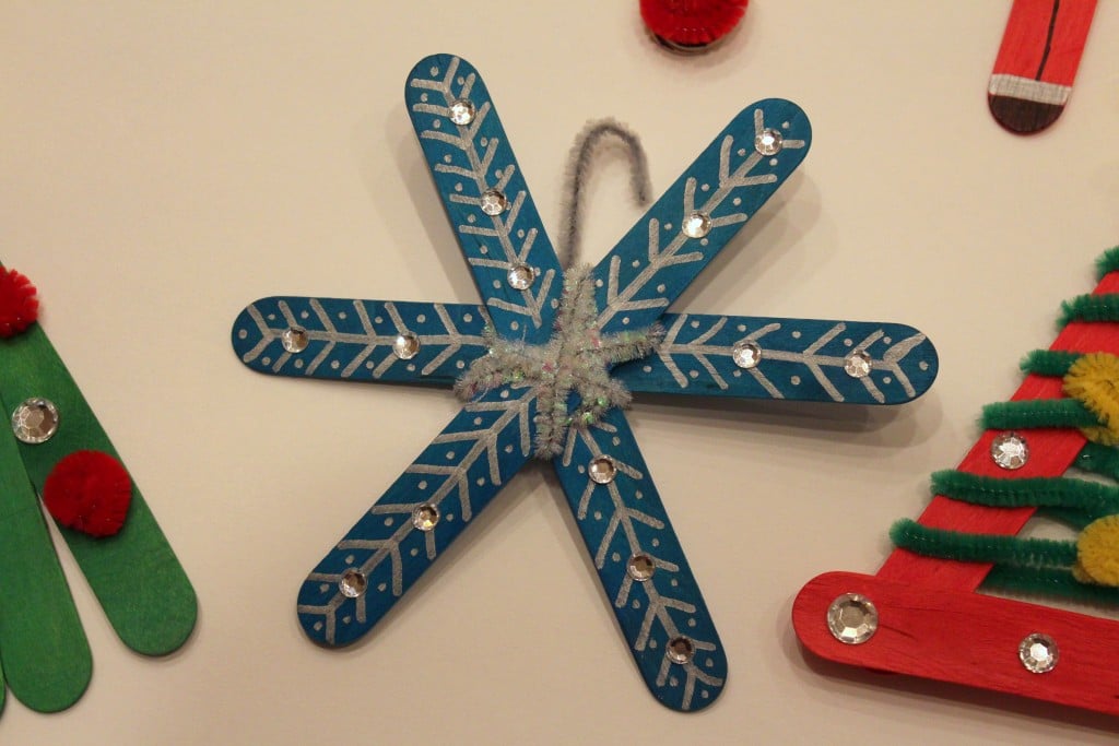 Star Popsicle Stick Ornaments - Kids Activity Zone