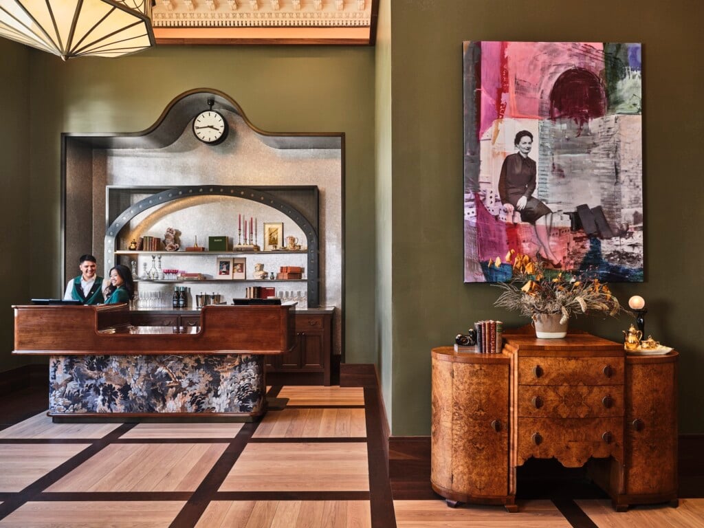 The Crawford Parlour 2