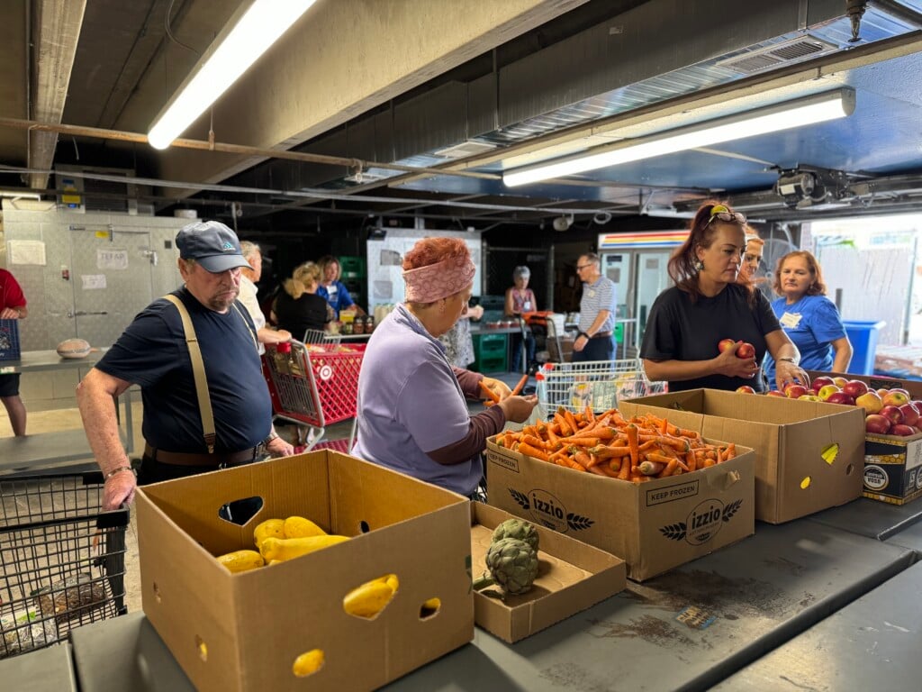 Jfs Weinberg Food Pantry 1