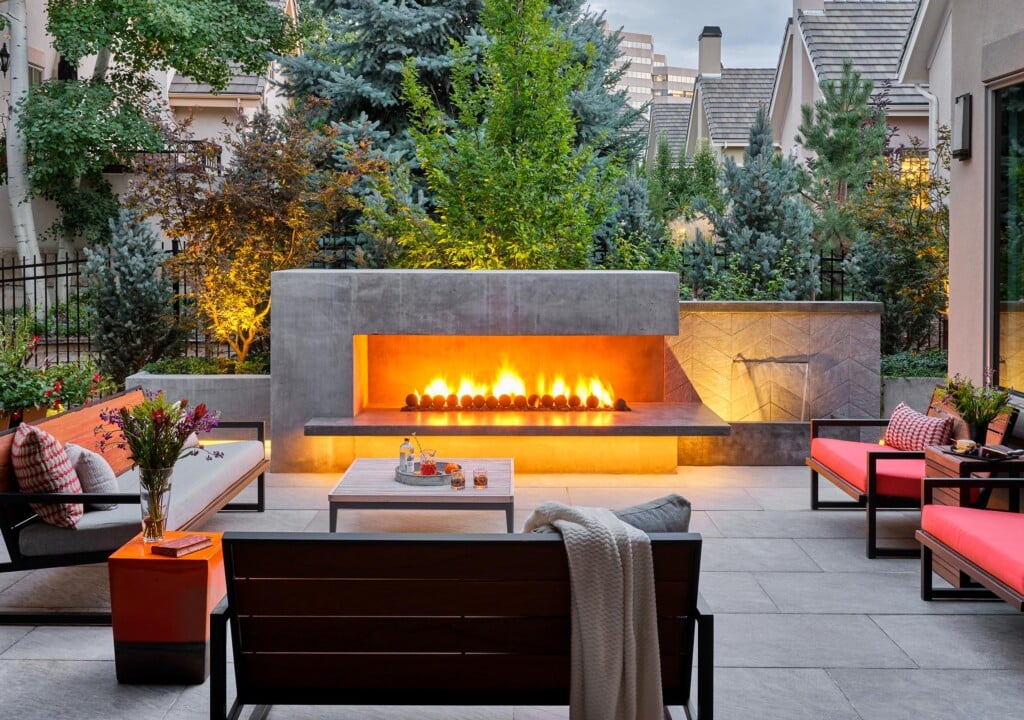 Small Outdoor Living Space Ideas