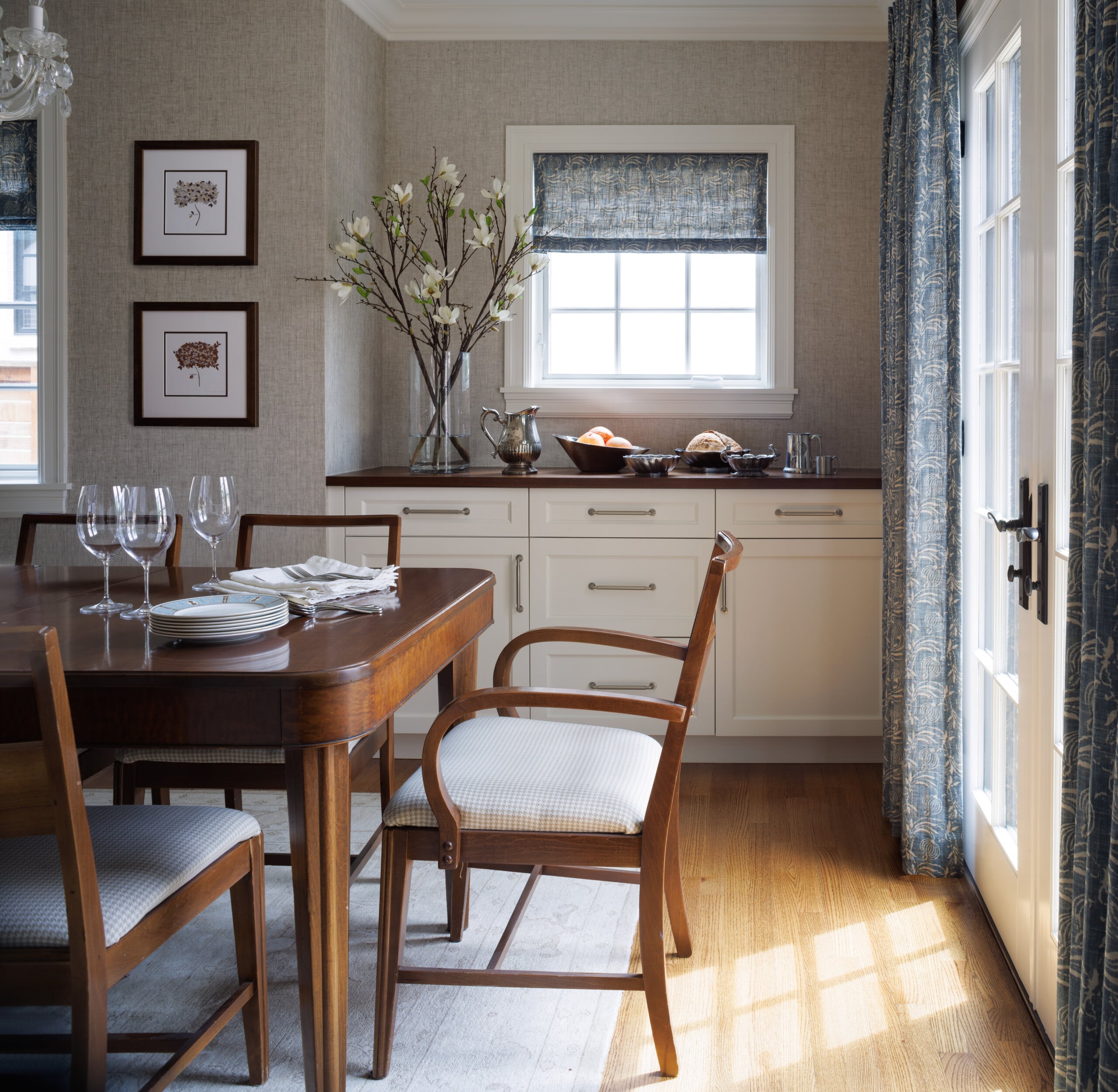 Honoring the Past with This Bonnie Brae 1930s Tudor-Style Home ...